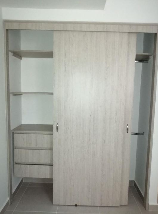 Vestidor blanco moderno
